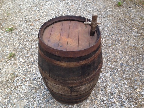 Ancien tonneau vin - tonneau, foudre
