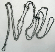 SAUTOIR de DEUIL ancien Chaine en acier noirci avec éléments décoratifs (142 cm)