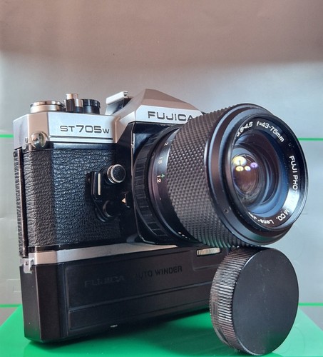 Fujica 705 auto - 705, winder