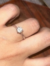 bague solitaire or blanc 18