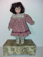 ANCIENNE POUPÉE AUTOMATE