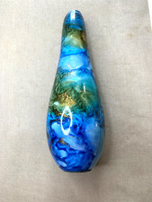 Vase en verre signé Sylvie Montagnon créateur de verrerie d'art de pièce unique