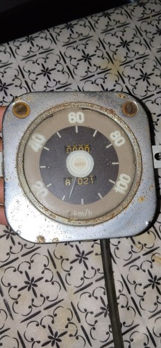 Compteur voiture ancienne - voiture,