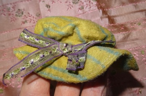Joli chapeau ancien - , en