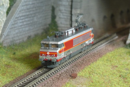 Arnold hn2649s locomotive - arnold,