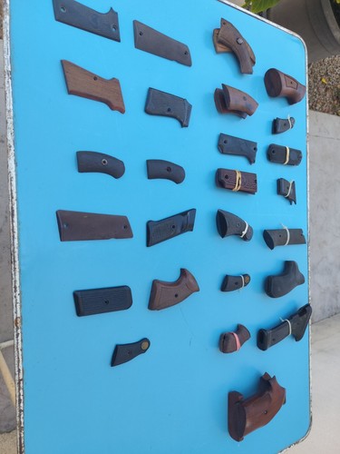 Lot plaquettes pistolet - de,