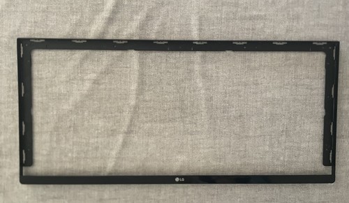 Plasturgie avant pour écran - plasturgie,