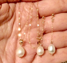 Parure Or 18 Carats Pendentif-Boucles d’Oreilles Pendantes Perles de Culture 750