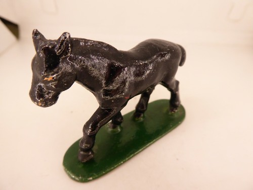 Ancien old quiralu animal - -,