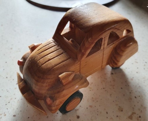 Voiture miniature citroen 2cv - miniature,