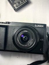 Appareil photo hybride Panasonic Lumix Gx80 noir + objectif pancake 12-32 mm