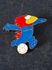 PIN’S Collector Football