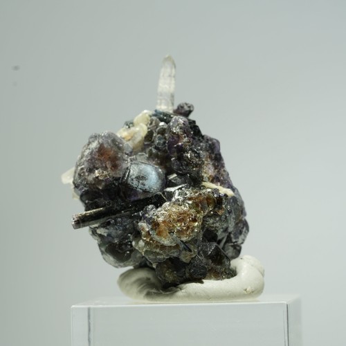 Fluorite fantôme colorée