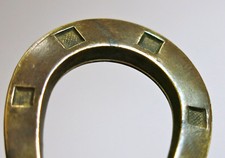 FER a CHEVAL, étrange &