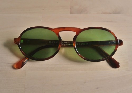 Lunettes soleil ovales - de,
