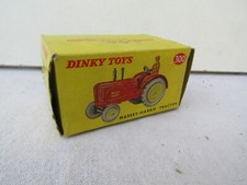 dinky toys    boite tracteur massey harris   numero 300  meccano jouet ancien