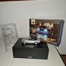 1/43  BMW Z8 James Bond 007 MINICHAMPS 1999 norev  corgi