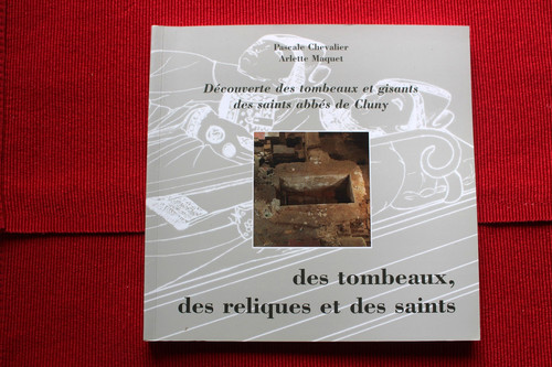 Des tombeaux reliques et - tombeaux,,
