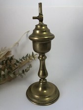 Ancienne lampe à huile en