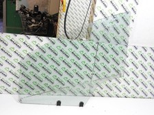 Vitre avant gauche PEUGEOT 3008 1 PHASE 1 9806046680