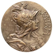 Très Jolie ciselure Médaille