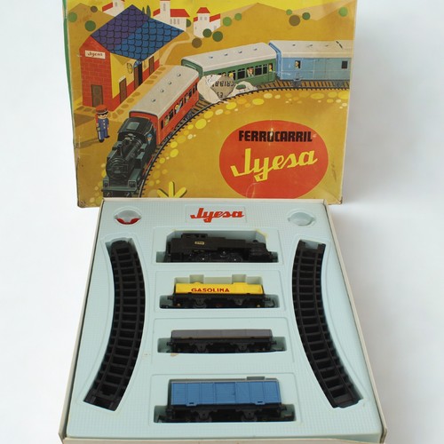 Tren ferrocarril jyesa - tren,