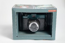 DIANA F + LOMOGRAPHY EN BOITE + LIVRET-1 appareil photo argentique 6X6