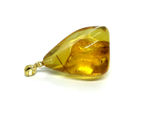 Pendentif ambre avec insectes - ambre,