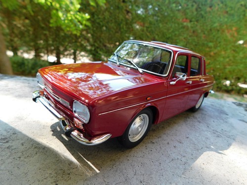 Renault r10 18 - 1/18, 1:18