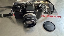 Olympus OM10 Appareil Photo Argentique 50 Mm F1,8 Objectif Et Étui - État Top !