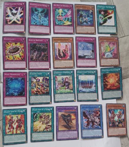 Lot cartes ho - cartes, yu-gi-ho