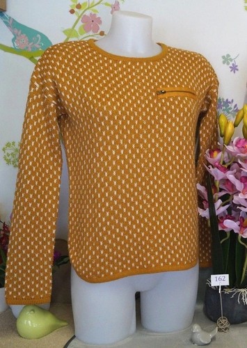 Vêtement occasion femme - ,