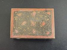 ANCIENNE BOITE A  BOITE D'ALUMETTES EN METAL MOTIF FLORAL ART DÉCO