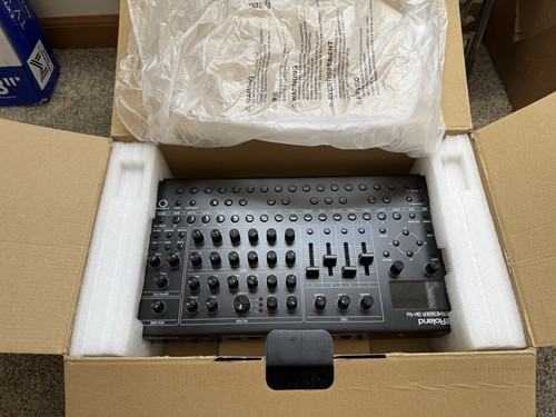 Roland compact desktop - roland, sh-4d