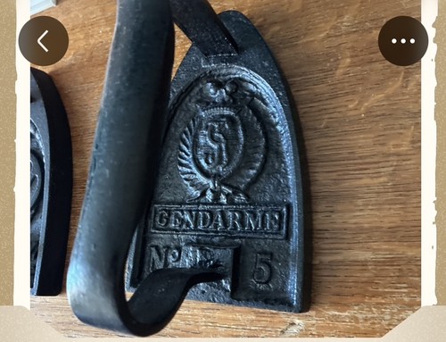 Gendarme fer repasser - gendarme,