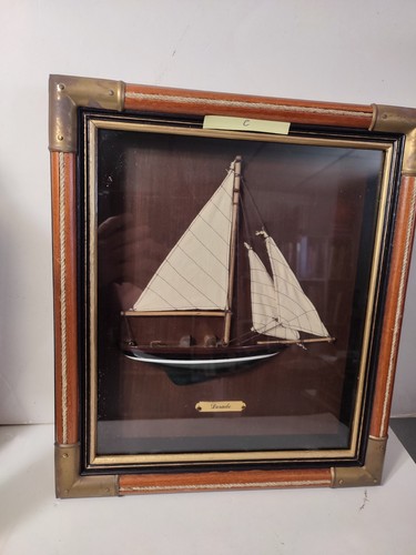 Cadre vitrine bateau demi - cadre,