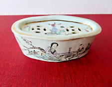 Ancienne Boîte À Grillons En Porcelaine Chinoise ,signée