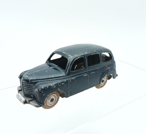 Voiture vintage cij - cij, 3/42