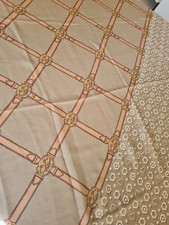 GRAND FOULARD CHÂLE GUESS