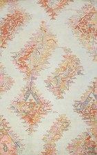 Tapis Contemporain Fait À La