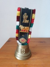 Cloche à vache vintage Suisse avec bracelet en cuir décoré 9x26 cm