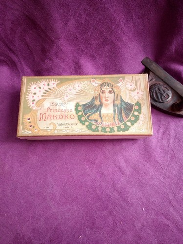 Boite savon ancienne - de,