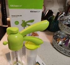 Presse à biscuit et churros - 6 douilles, 13 disques à biscuits