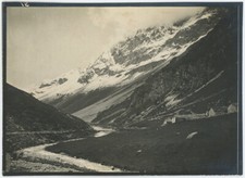 (Savoie). Aiguille de la Pêche, vue prise du Chalet des Prioux. Circa 1900.
