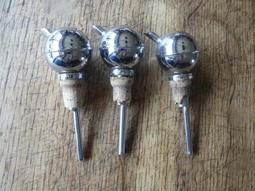 Bouchons doseurs anciens - 3,