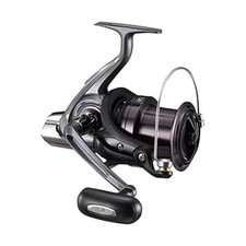 Moulinet Daiwa 17 cross-cast