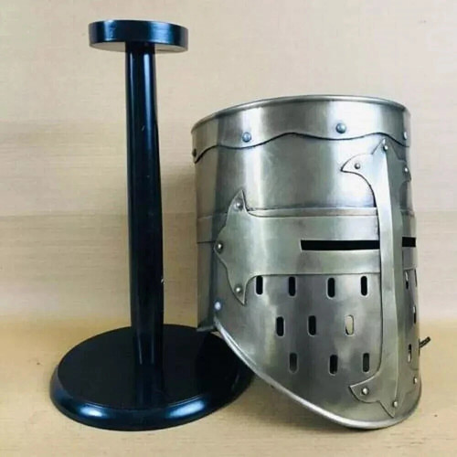 Casque médiéval chevalier