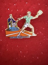 pin’s ROLAND GARROS Lacoste
