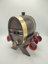 Joli petit tonneau ovale sur