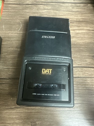 Aiwa strasser portable - aiwa, hd-x1